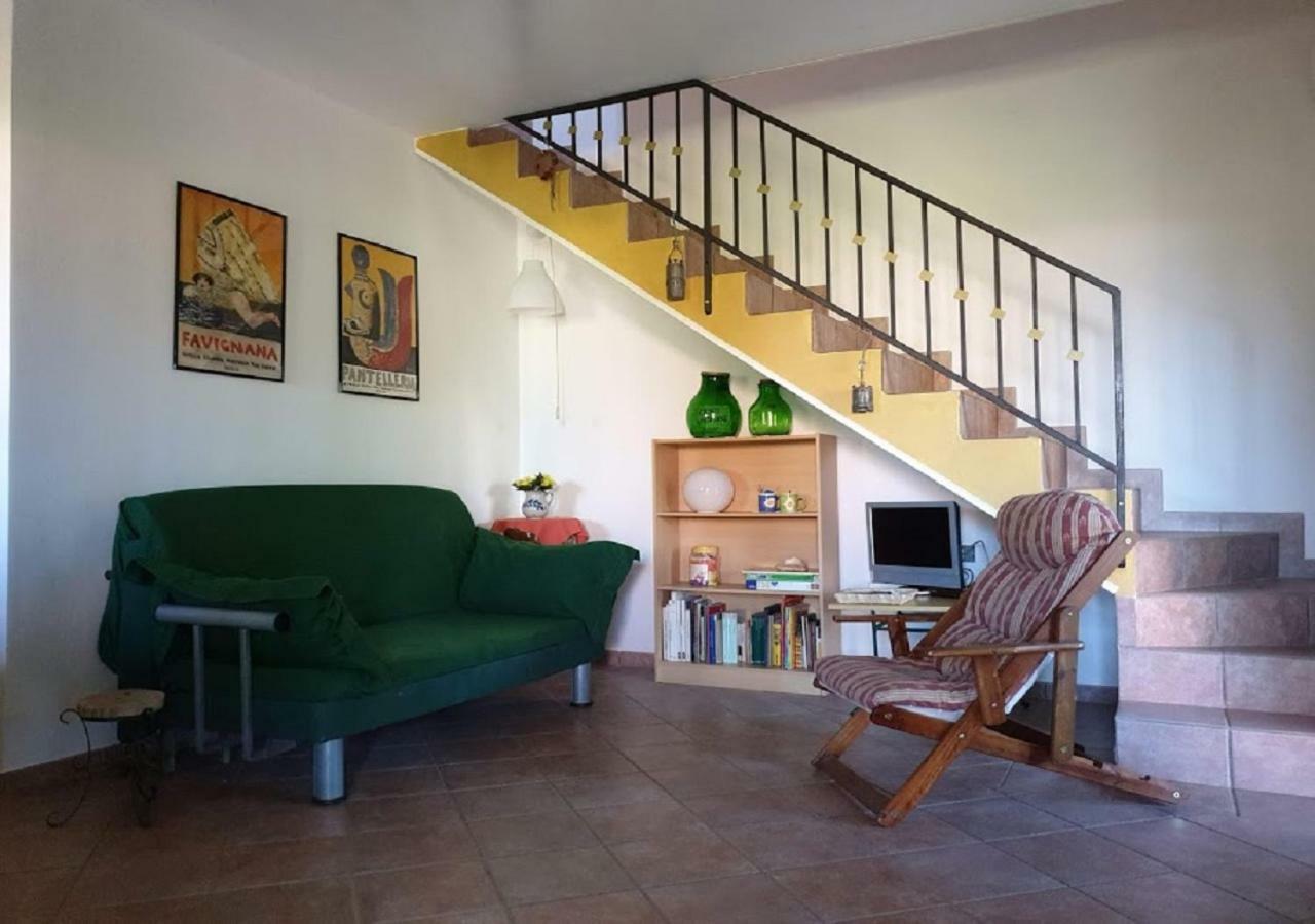 Casa Delle Salinelle Villa Lascari Luaran gambar
