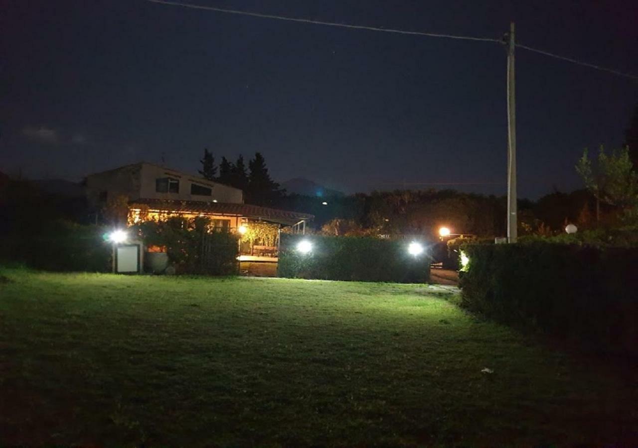 Casa Delle Salinelle Villa Lascari Luaran gambar